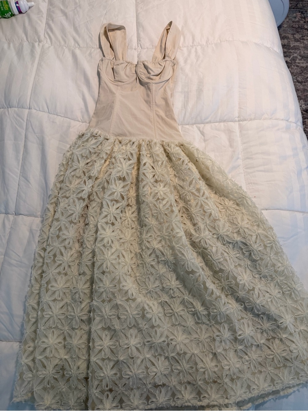 Corset Lace Skirt Midi Dress in Ivory
WEWOREWHAT - sold out - Picture 3 of 6